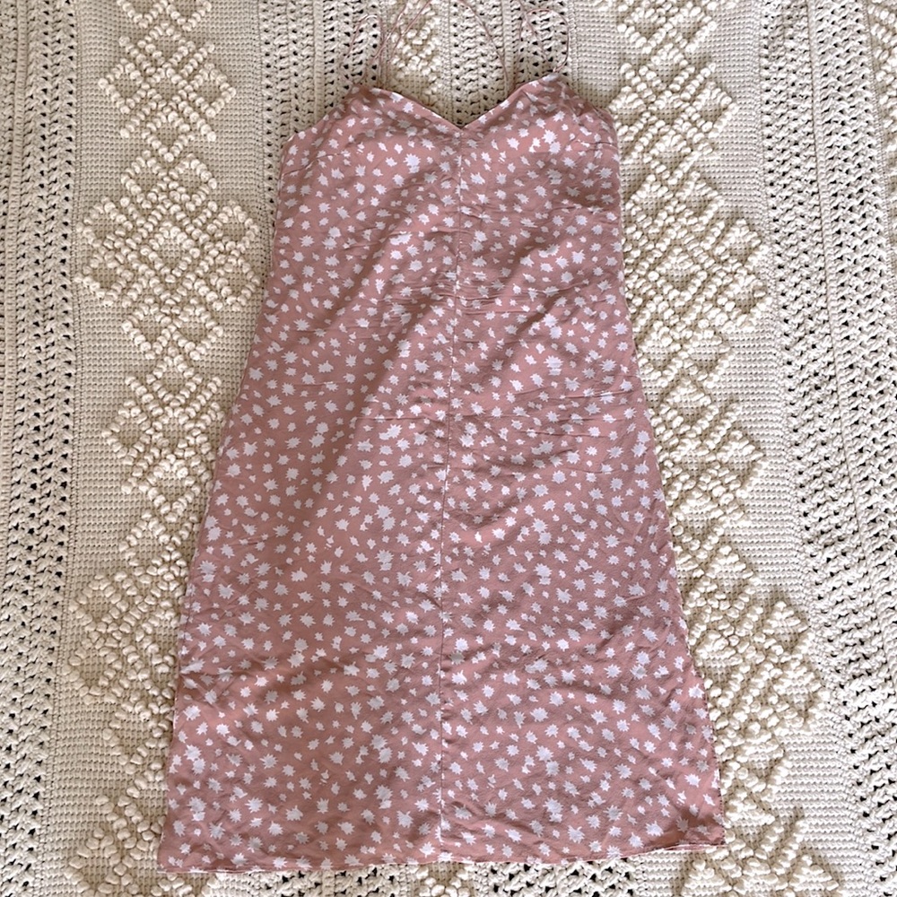 Madewell baby pink dress size 6 with slits on side.